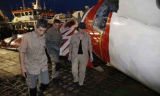 【美股盘前】印度一架787客机坠毁，波音跌逾7%；礼来替尔泊肽注射液多剂量预装笔在中国上市；游戏驿站跌超10%，拟发行价值17.5亿美元可转债；马斯克呼吁欧盟加快对特斯拉FSD技术应用的批准