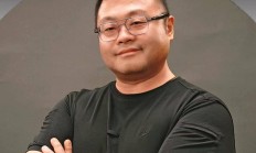 OpenAI发布GPT-4.1，全面超越GPT-4o；前谷歌CEO：超级智能AI将消耗99%的电力资源 | 全球科技早参