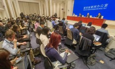 潘功胜：将实施好适度宽松的货币政策 推动中国经济高质量发展