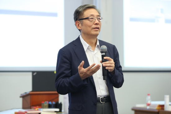 上海新金融研究院理事长屠光绍：三方面扩容进一步推动碳市场发展