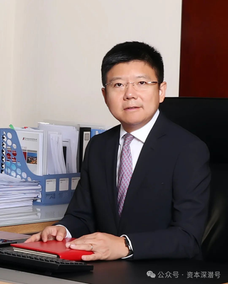 华富基金“换帅”；摩根基金拟自购至少5400万元