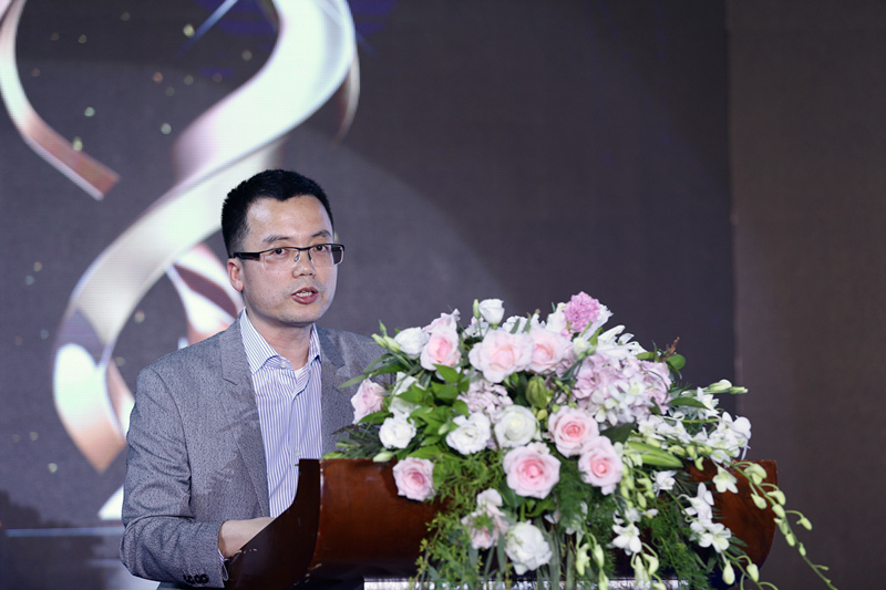 从“金牛奖得主”到“限消被执行人”，这位公募老总怎么了？