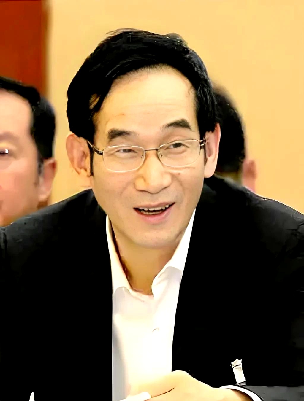 薛春芳获批担任国联信托董事、总经理