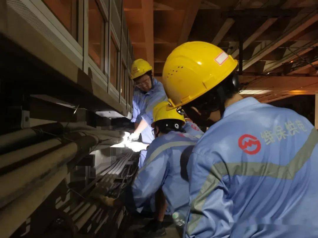 高温来袭保供电 上市公司“风光水火储”齐上阵