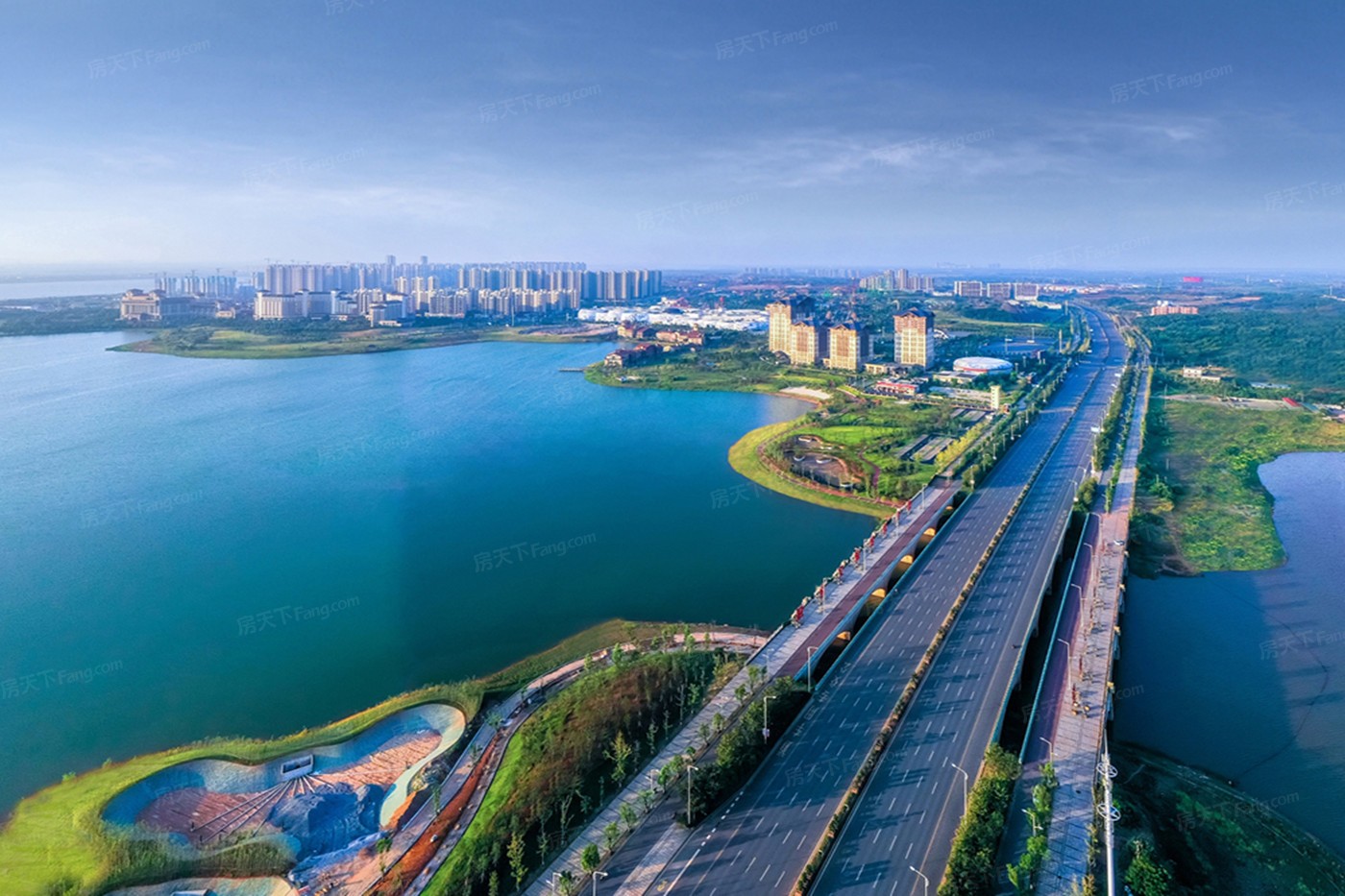 融创上半年末总土储1.24亿平方米 约七成位于一二线城市