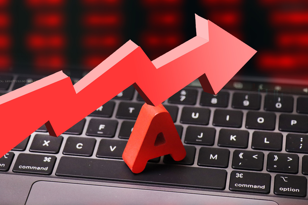 家联科技实控人方拟套现1.2亿 上半年转亏A股募16.7亿